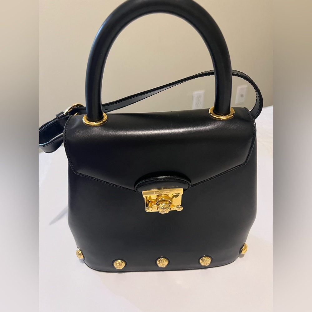 Vintage Authentic Salvatore Ferragamo Genuine Leather Crossbody Bag